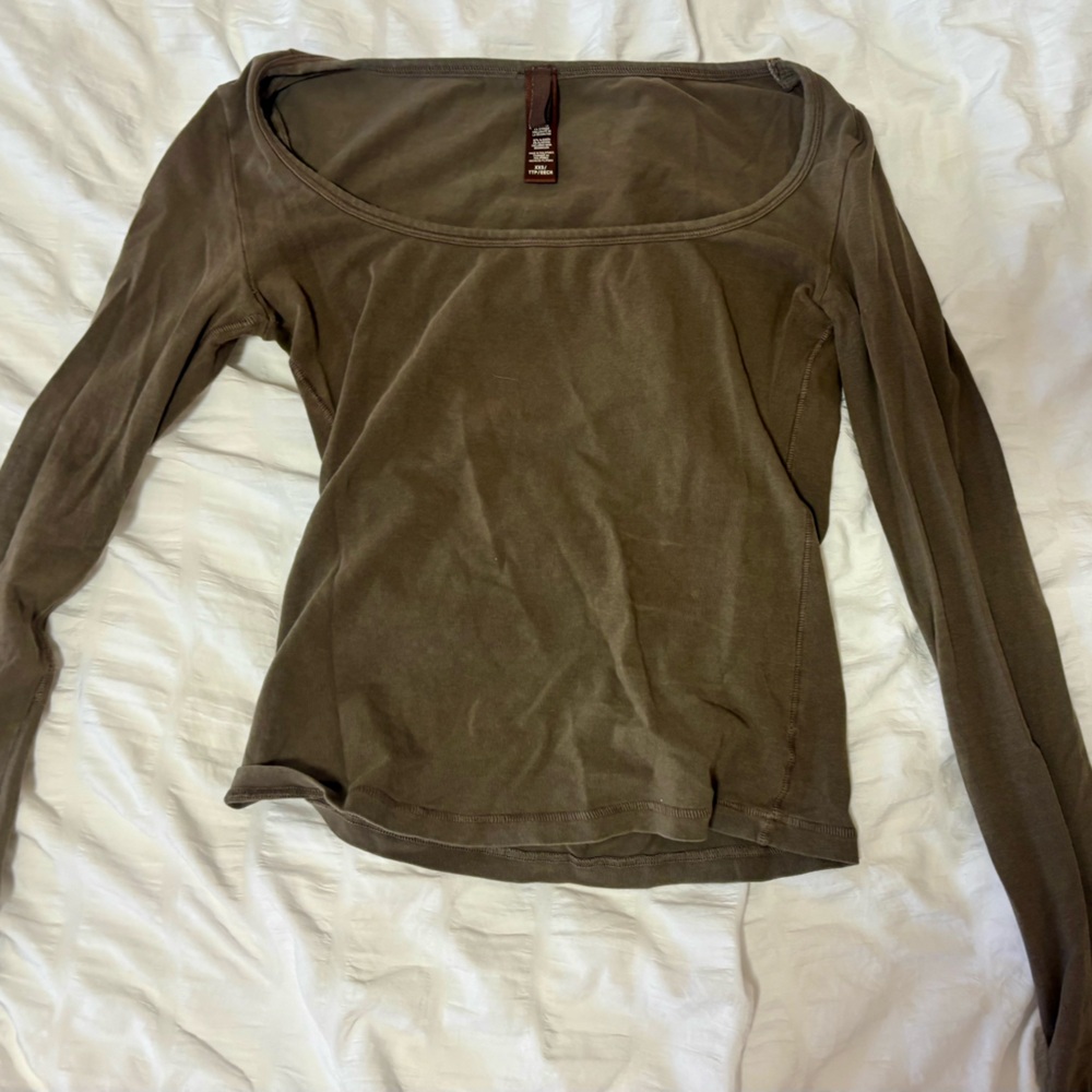 SKIMS Brown Long Sleeve Top - No Longer Sold in Stores